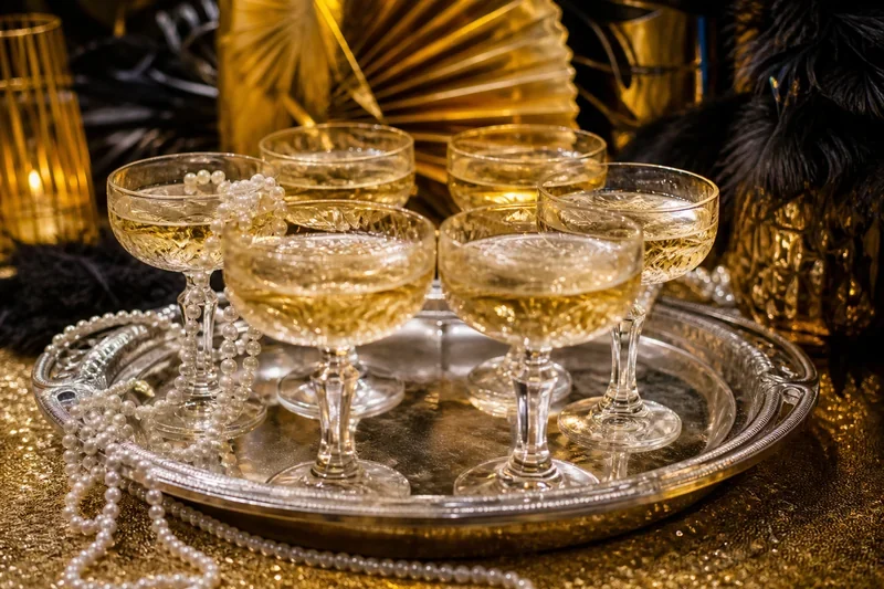 Gatsby — szampan i koktajle